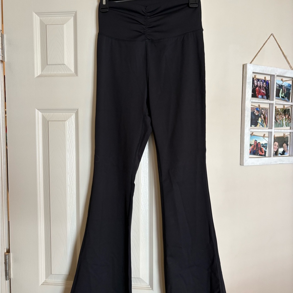 Black Flared Yoga Pants